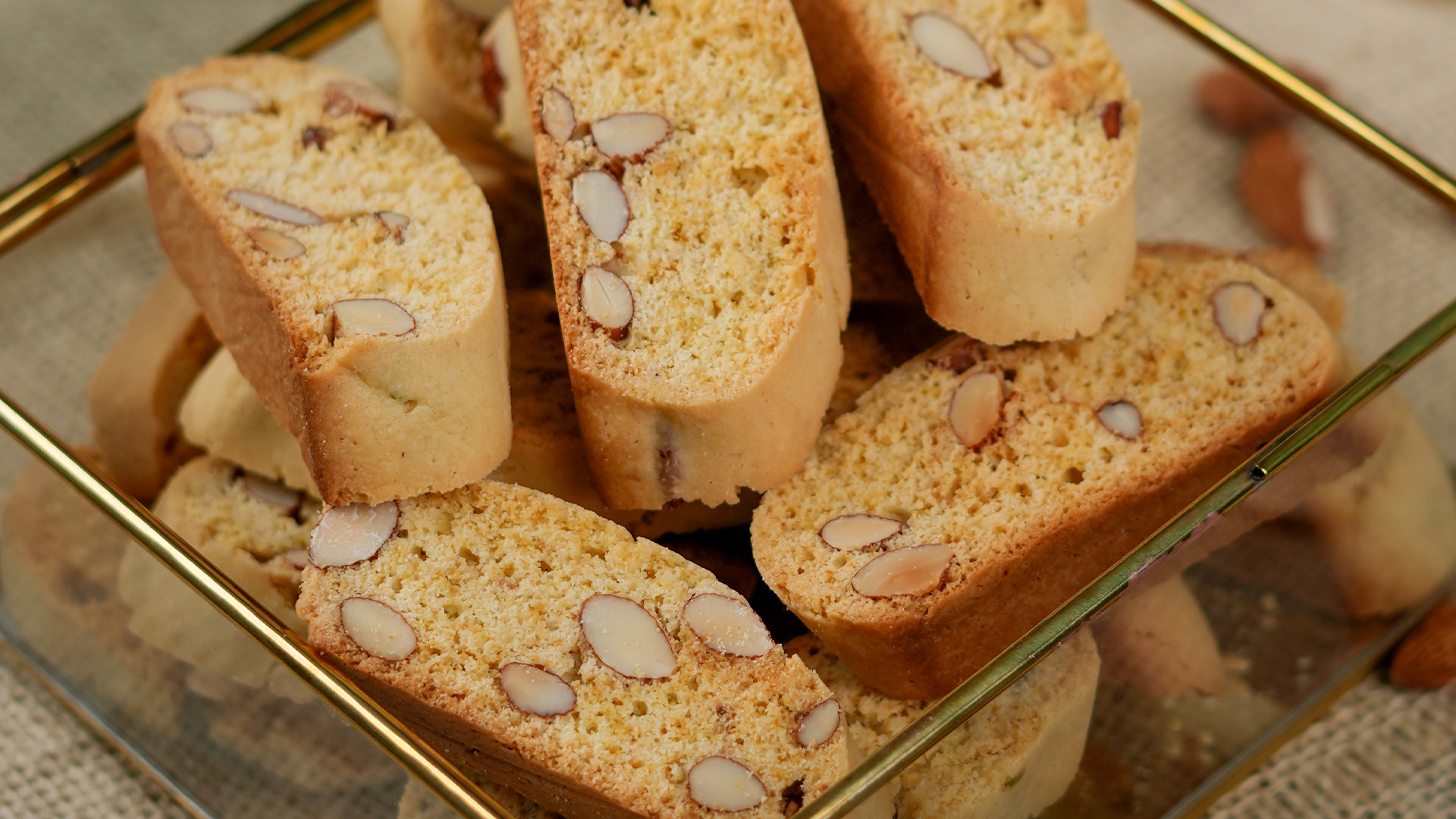 Almond biscuits