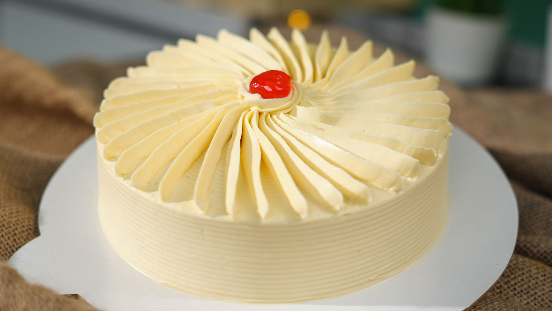  Vanilla Moist Cake with French Butter Cream Part 01