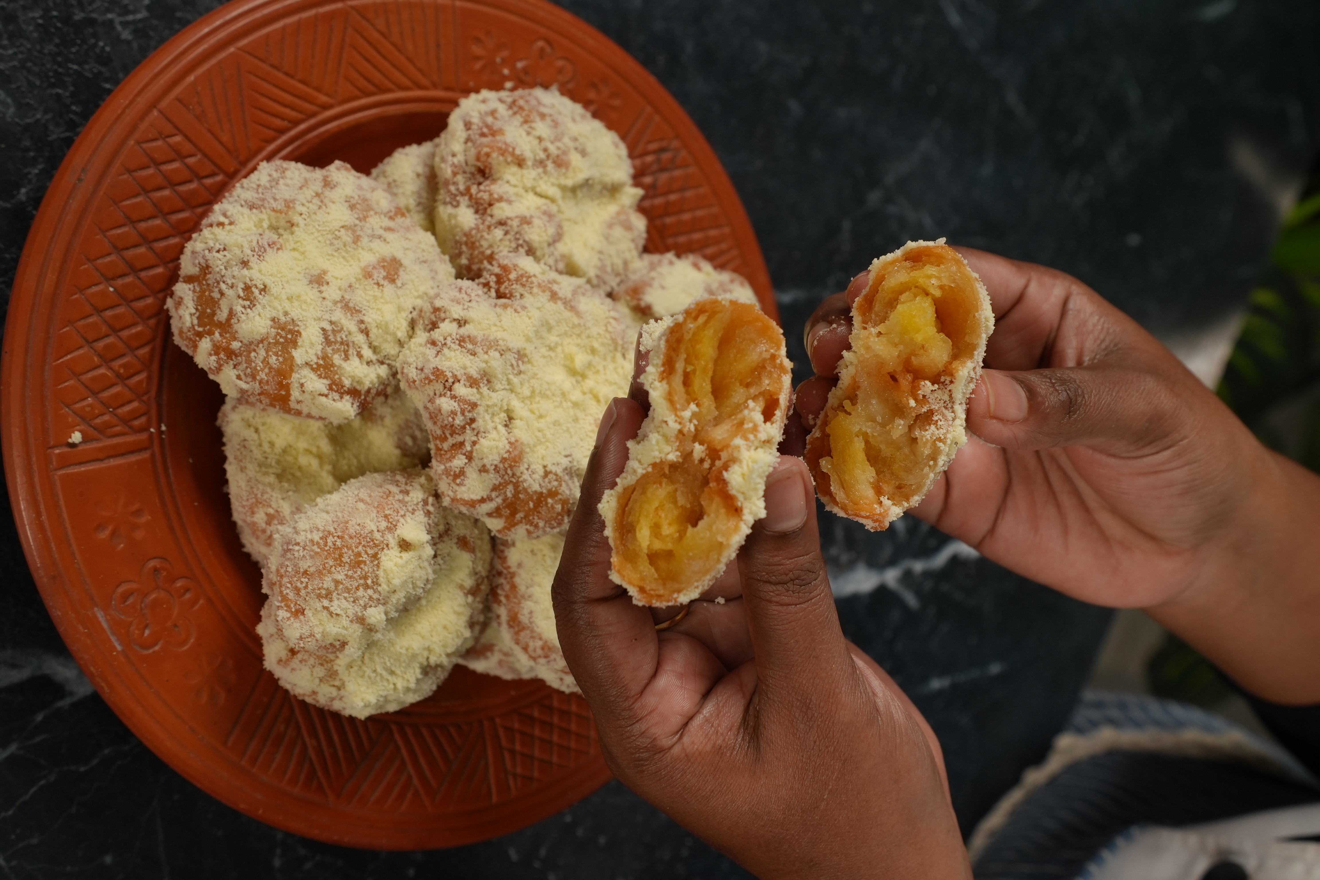 বালুশাই মিস্টি 